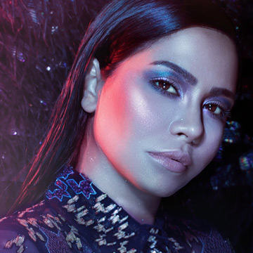 شيرين عبد الوهاب تفجّر "Hit" لاتيني النكهة مع "نسّاي"